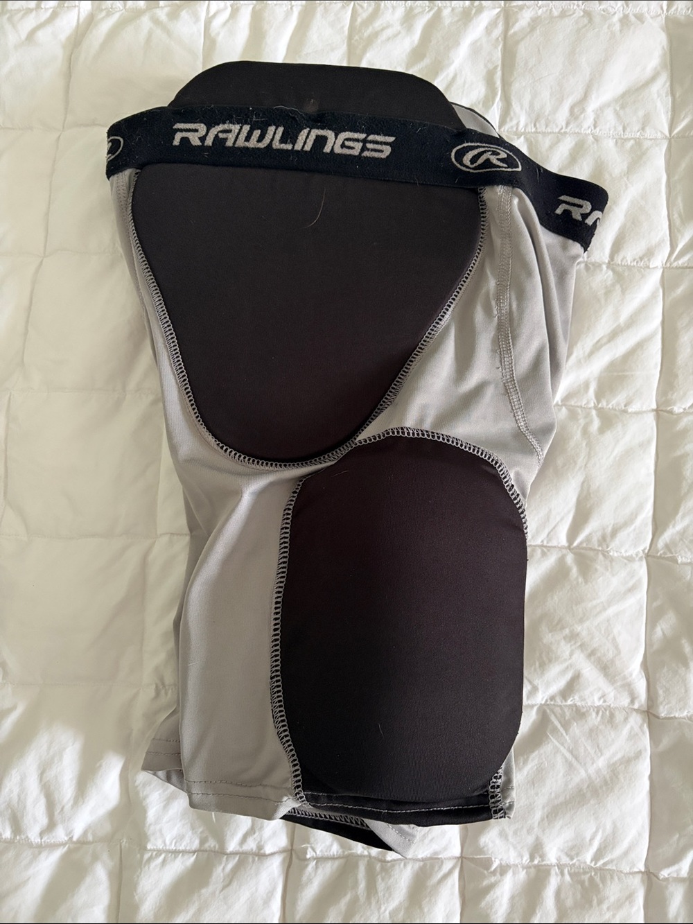 Rawlings Gray Compression girdle with 6 Black Pads